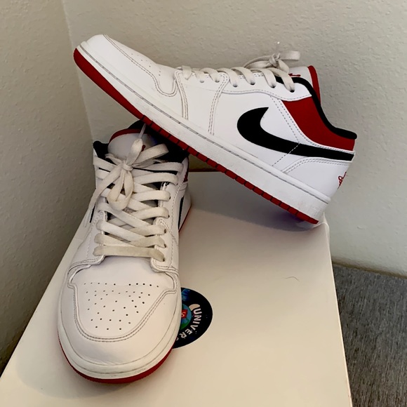 Air Jordan 1 Low University Red - Picture 1 of 5